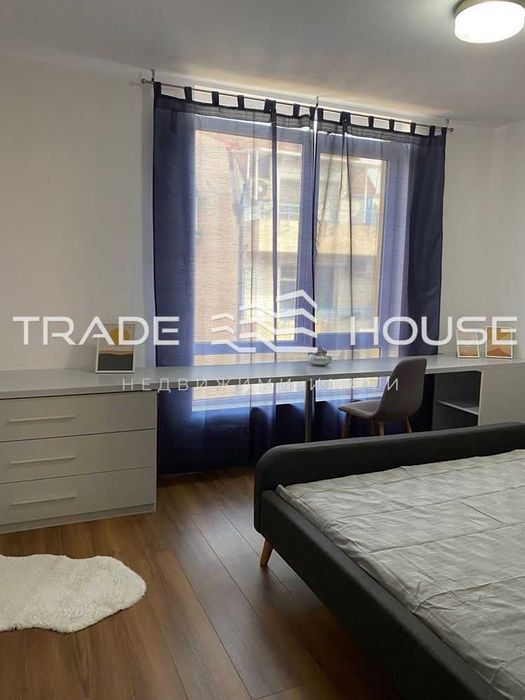 Дава се под наем Двустаен апартамент в Пловдив, Център - 75 кв.м за 425 € - Снимка #4