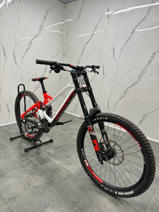 Велосипед за спускане Mondraker Summum CarbonFrame Pro  XL