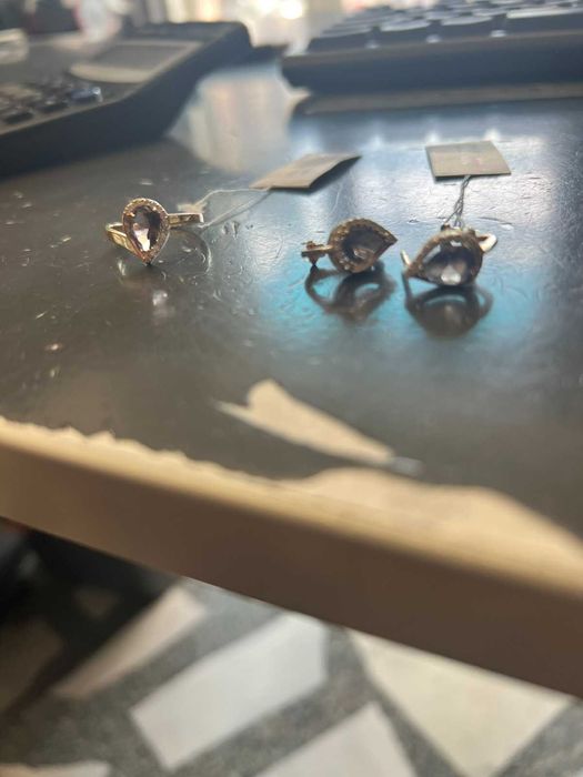 Златен Комплект Обеци 3,27гр и Пръстен 2,2гр  14к размер 15-55