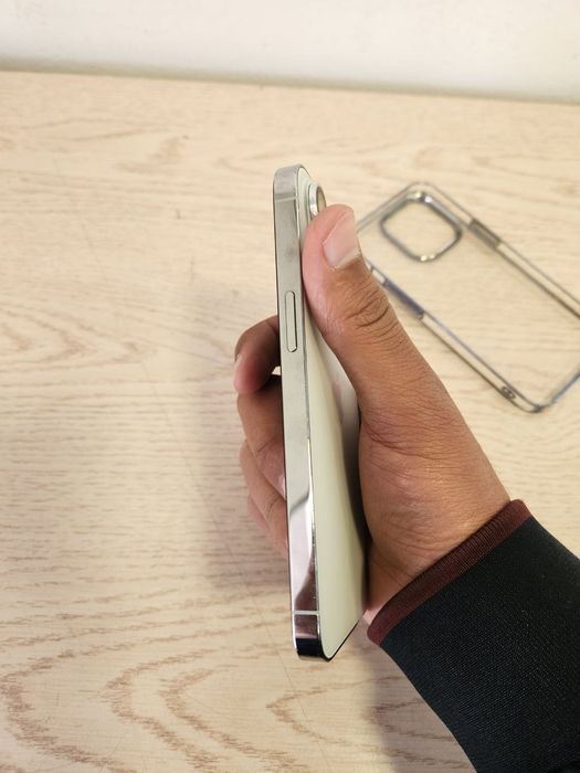 iPhone 13 pro 128talik