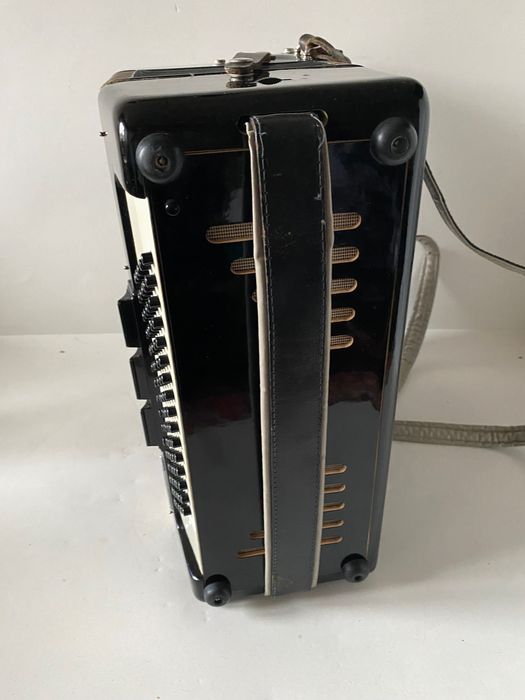 Weltmeister Stella cu 80 de basi