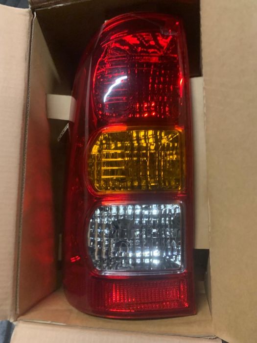 Запчасти на Хайлюкс пикап