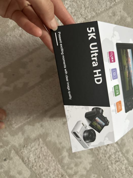 DIGITAL camera 5K