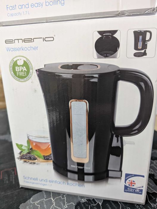 Кана Emerio 1,7 литра, 2200W, неръждаема стомана