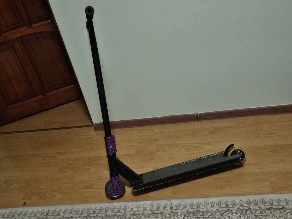 Продам кастомный трюковой самокат стрит