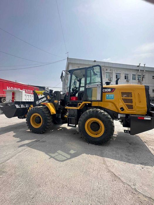 Фронтальный погрузчик  XCMG ХС936 (джойстик) 2025й