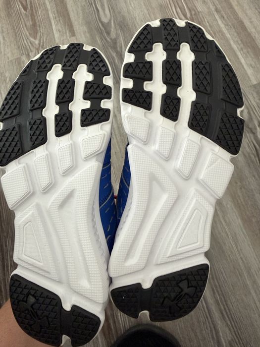 Чисто нови детски обувки Under Armour