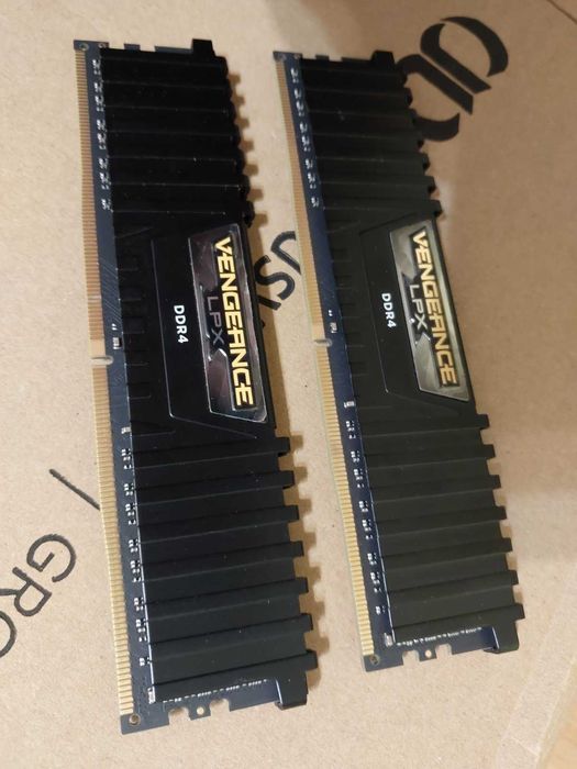 16GB 3200Mhz CL16 - DDR4 рам памет