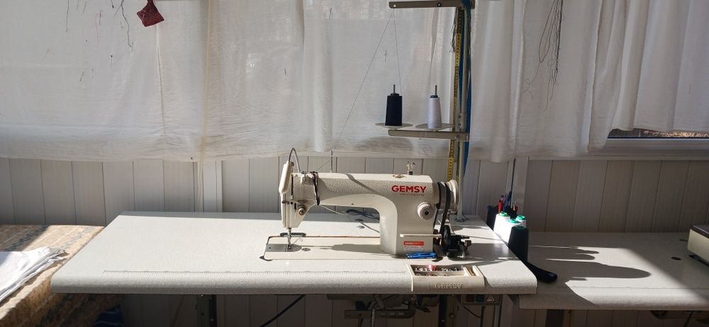 Gemsy Tikuv mashinasi