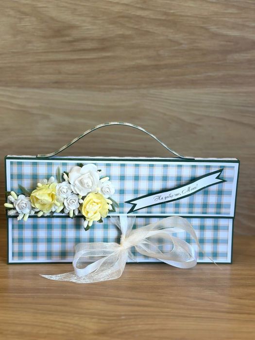 Плик с място за пожелание и паричен подарък