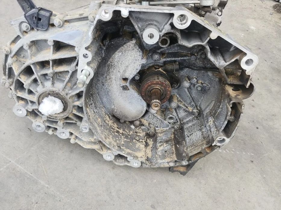 cutie viteze manuala 198a4000  1.4 b alfa romeo giulietta 940 c63563520