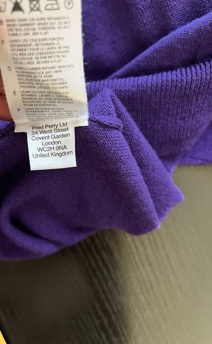 Pulover mov Fred Perry, 100% lână merinos, mărimea M