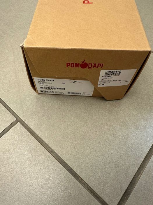 Детски елегантни черни обувки за момиче на POM D'API