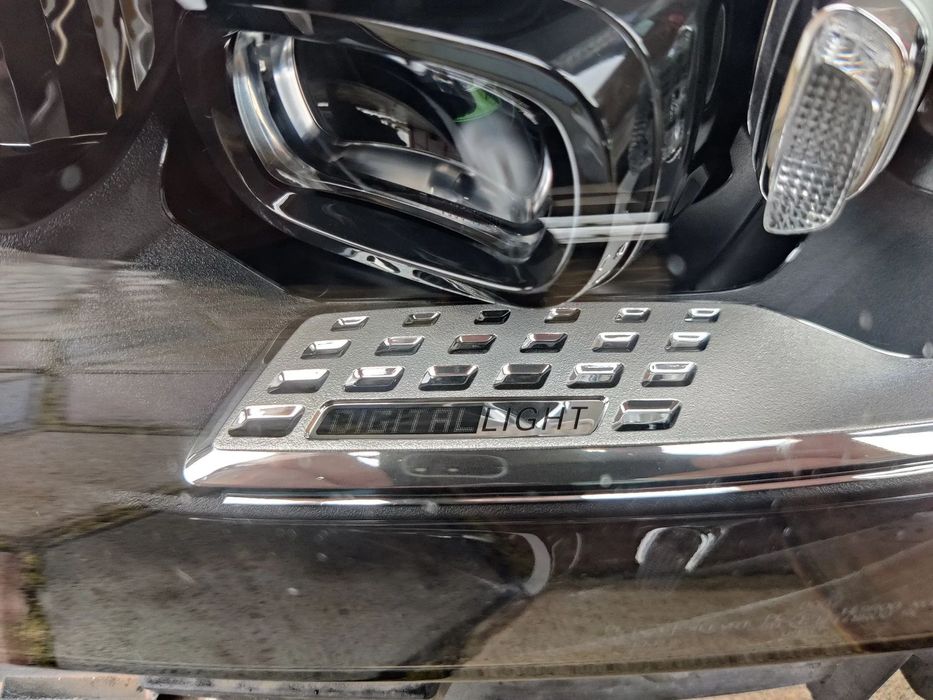 Far DIGITAL LIGHT Faruri stanga dreapta Mercedes C class W206 A2069064803 / A2069064703