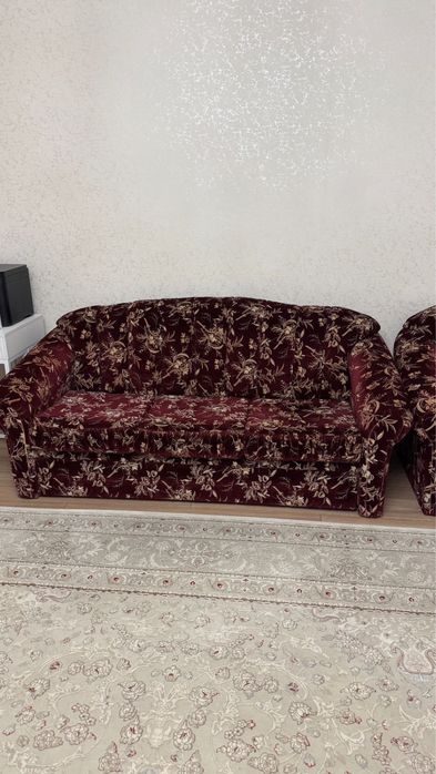 Большой Диван и кресло