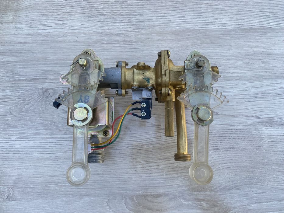 Редуктор на газовую колонку новый