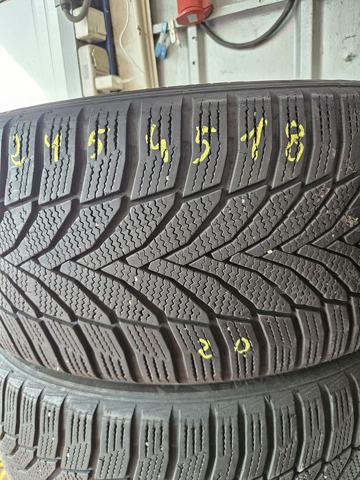 Гуми 245/45/18 2броя