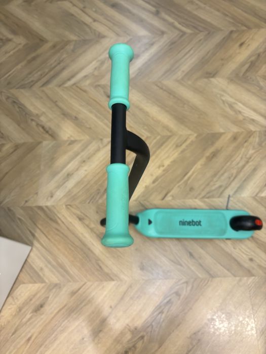 Электро самокат ninebot  Model ZIHG A6