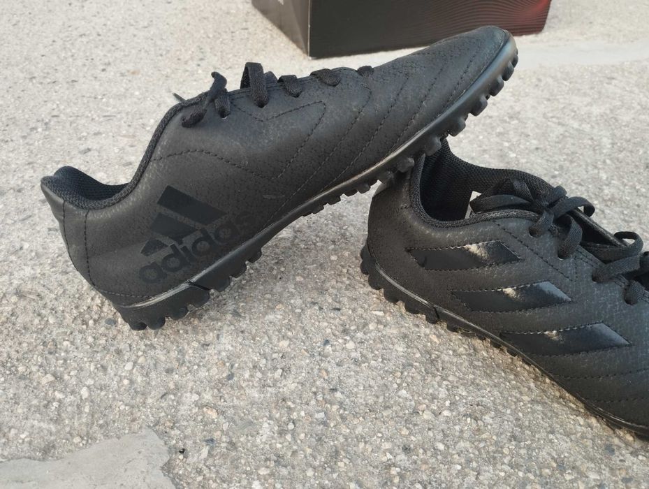 Детски бутонки Adidas