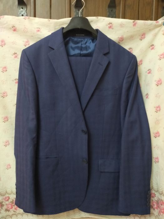 Продам костюм, 48 размер