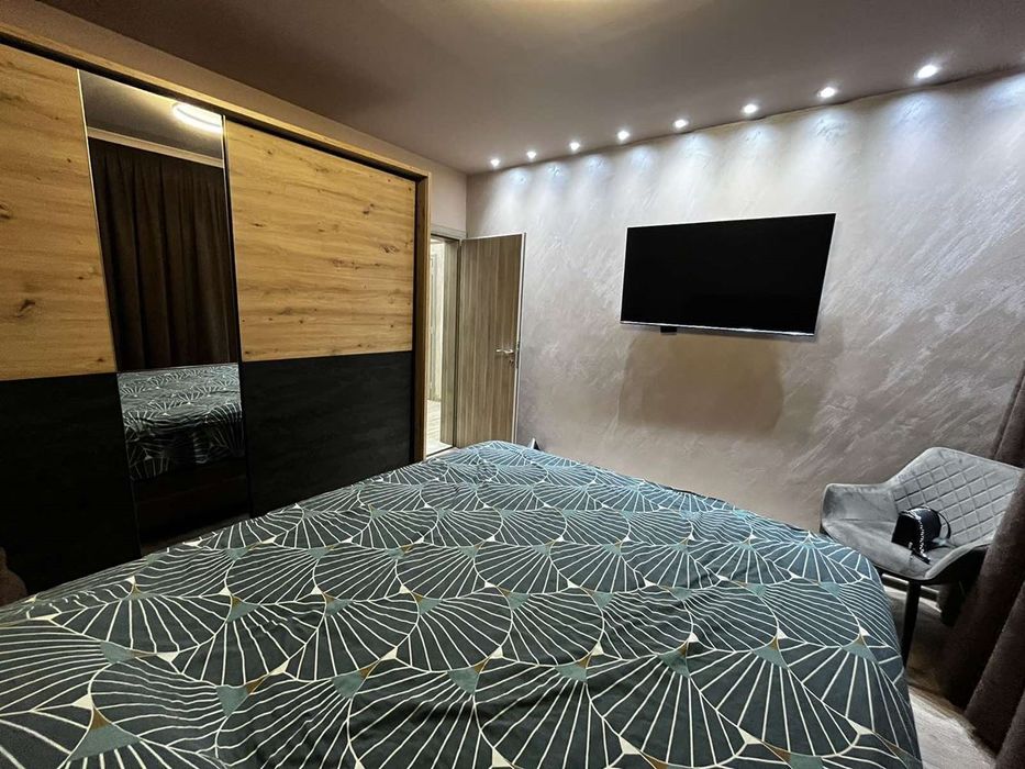 Продава се Тристаен апартамент в София, Световрачене - 86 кв.м за 1919 €/кв.м - Снимка #5