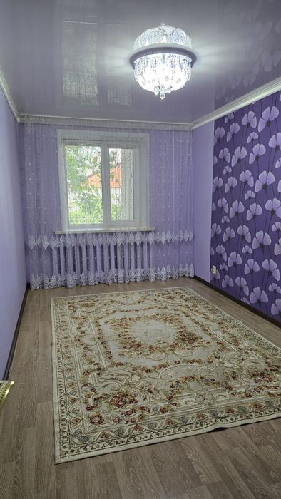 Сдам  4-х комнатную квартиру.