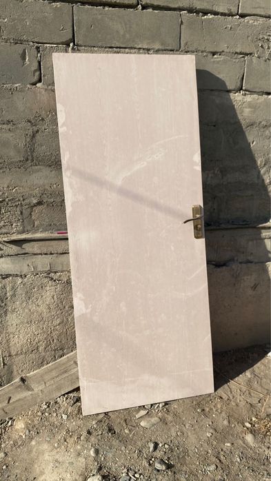 Продам межкомнатные двери 5 шт