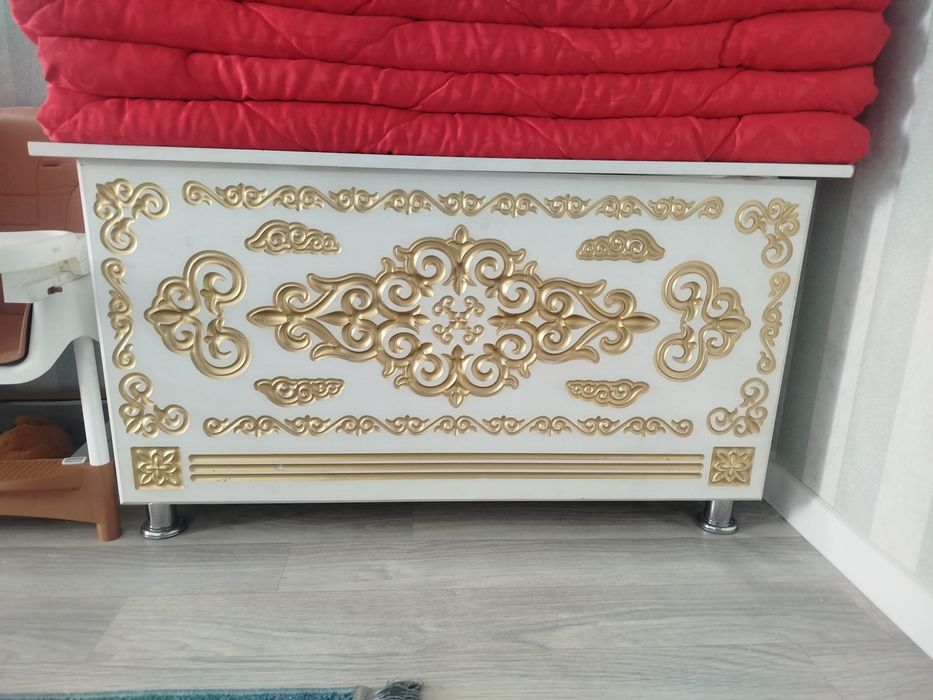Сандык сатылады.