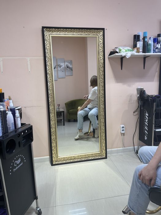 Продам парикмахерские зеркала 4шт