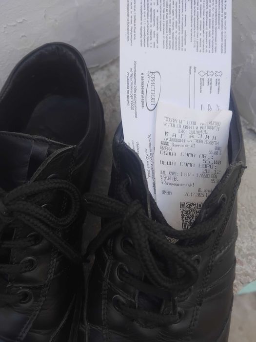 Продавам обувки от естествена кожа