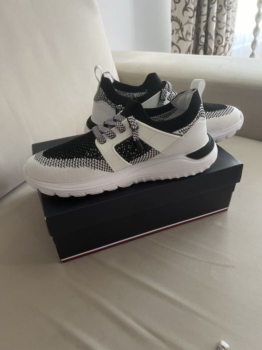 Adidasi Tommy Hilfiger dama