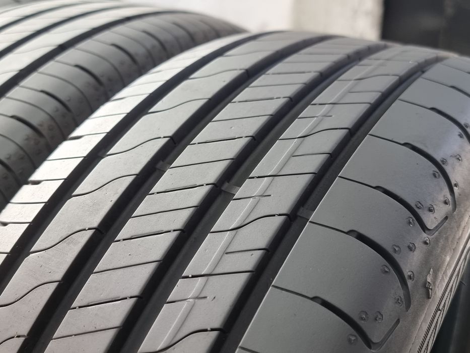 205/55/16 Goodyear 4Броя: 170€ 7.5мм
