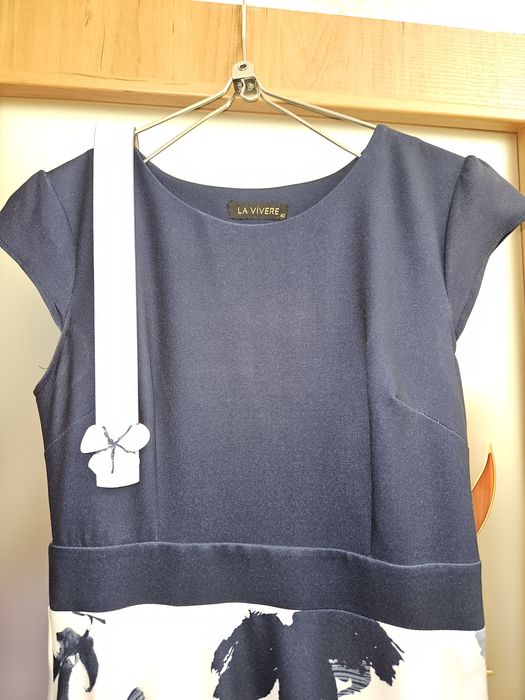 Вечернее платье с цветочным узором