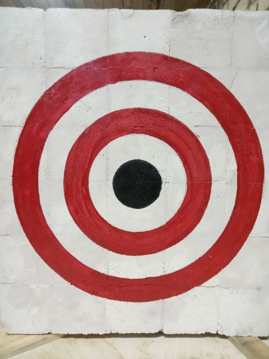 Щит, доска для метания ножей