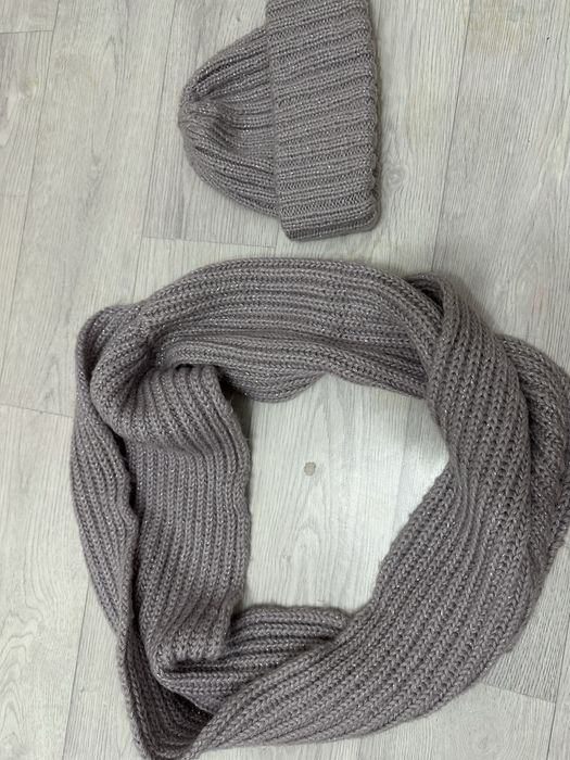 Продам шапку и  снуд