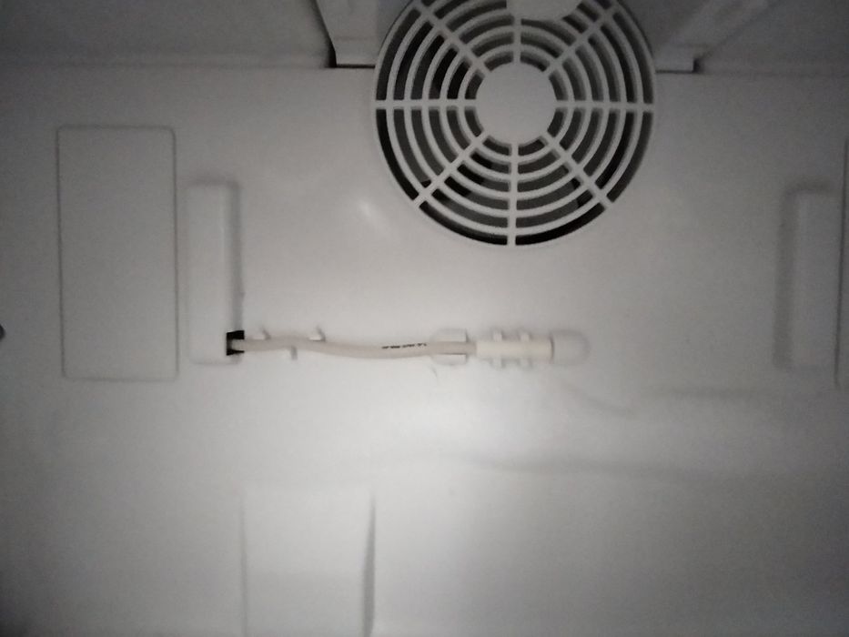 Продавам за части хладилник MIELE KFN14923SD ed