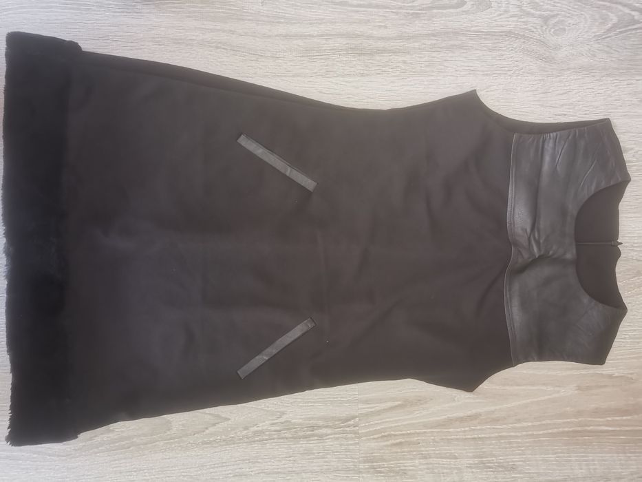 Малка черна рокля