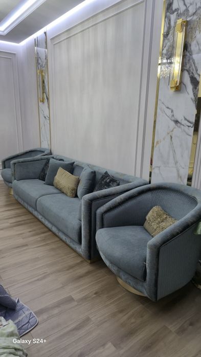 Диван с креслами