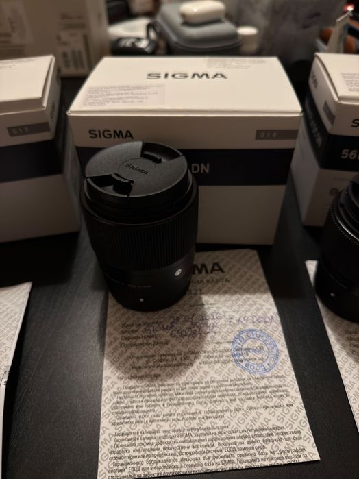2 обектива Sigma f/1.4 DC DN Sony E - 16mm + 56mm