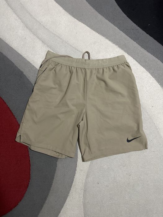 Мъжки къси панталони Nike pro