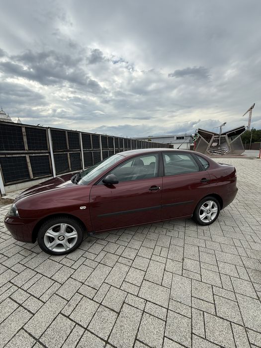 SEAT Cordoba 2004 — imagine 4