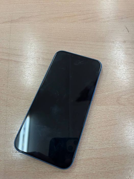 Продам Айфон 13!