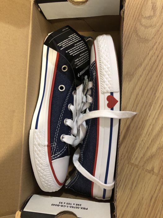 Teniși  Converse, nr. 31, NOI
