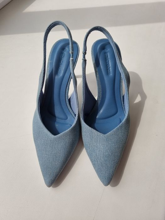 Продам джинсовые босоножки Stradivarius