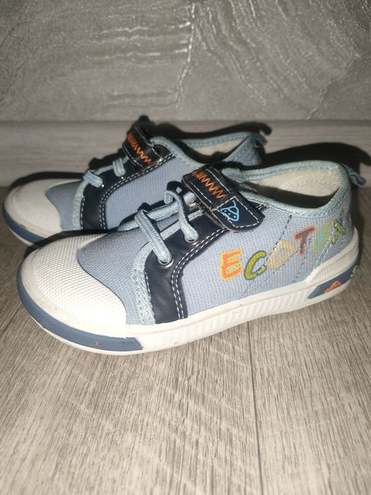 Продам обувь на мальчика