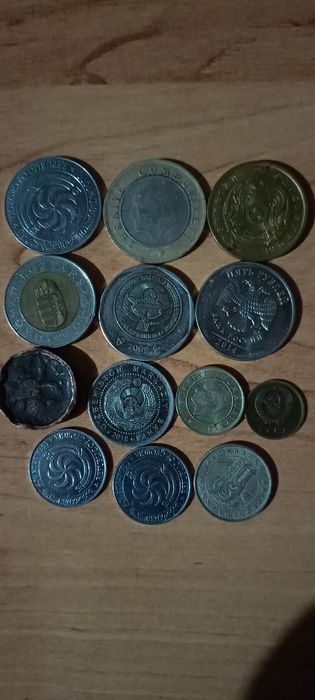 Продаются монеты