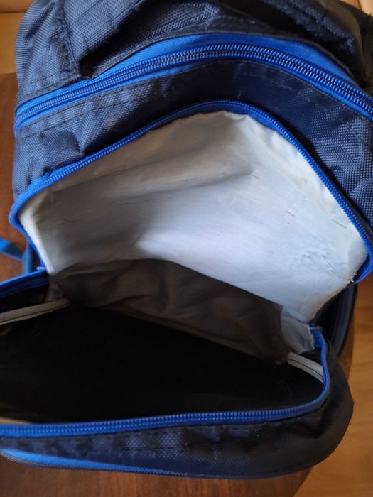 Ученическа раница с моливник