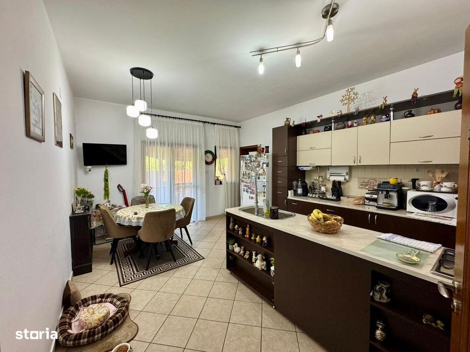 Timisoara, Calea Mosnitei, Vila Noua 450 mp, Zona Kuncz / Plopi.