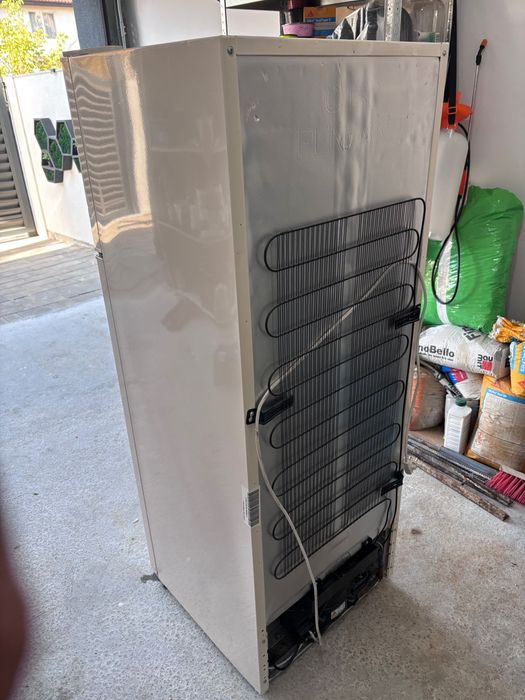 Frigider cu congelator Fram