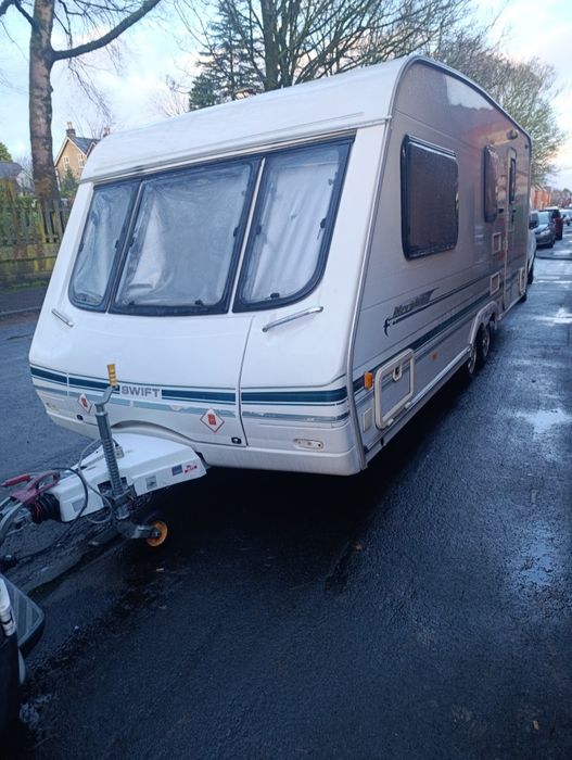 Rulota de vînzare an 2005 2 axe